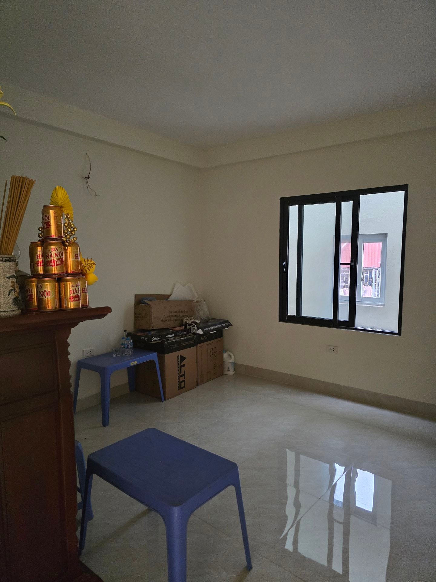 Bán nhà Định Công Thượng - diện tích 44m2 4 tầng - Nhà đẹp rất mới, Nội thất thiết kế theo phòng rất đẹp - giá 15,5 tỷ