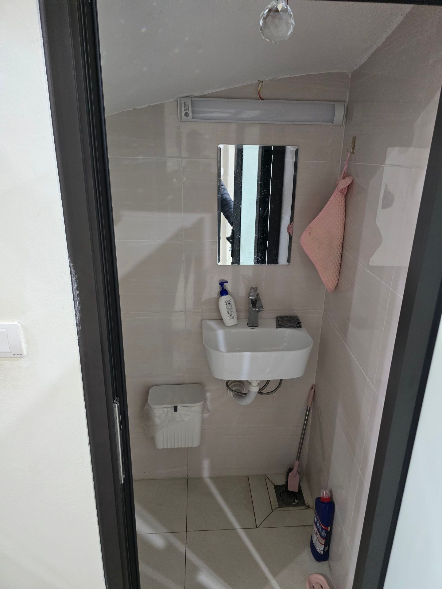 Bán nhà Định Công Thượng - diện tích 44m2 4 tầng - Nhà đẹp rất mới, Nội thất thiết kế theo phòng rất đẹp - giá 15,5 tỷ