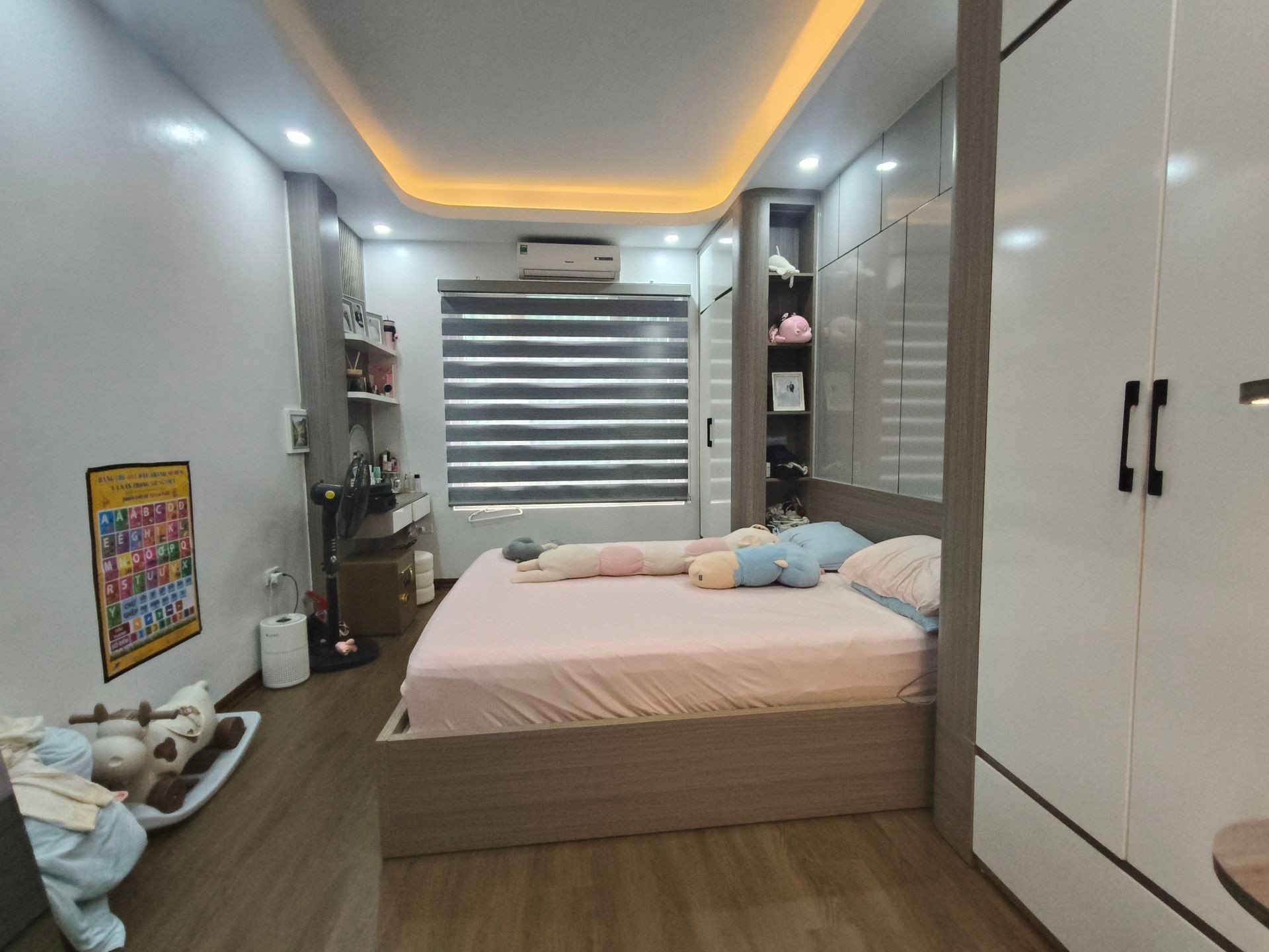 Bán nhà Giải Phóng - diện tích 30m2 5 tầng - Ô tô đỗ cổng - giá 8,2 tỷ