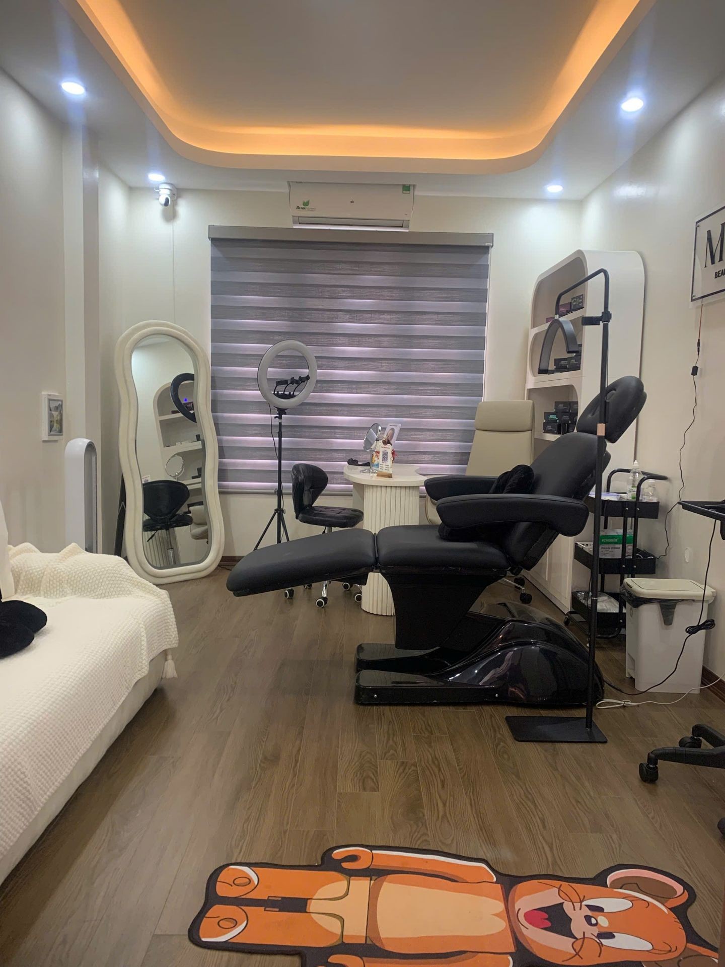 Bán nhà Giải Phóng - diện tích 30m2 5 tầng - Ô tô đỗ cổng - giá 8,2 tỷ
