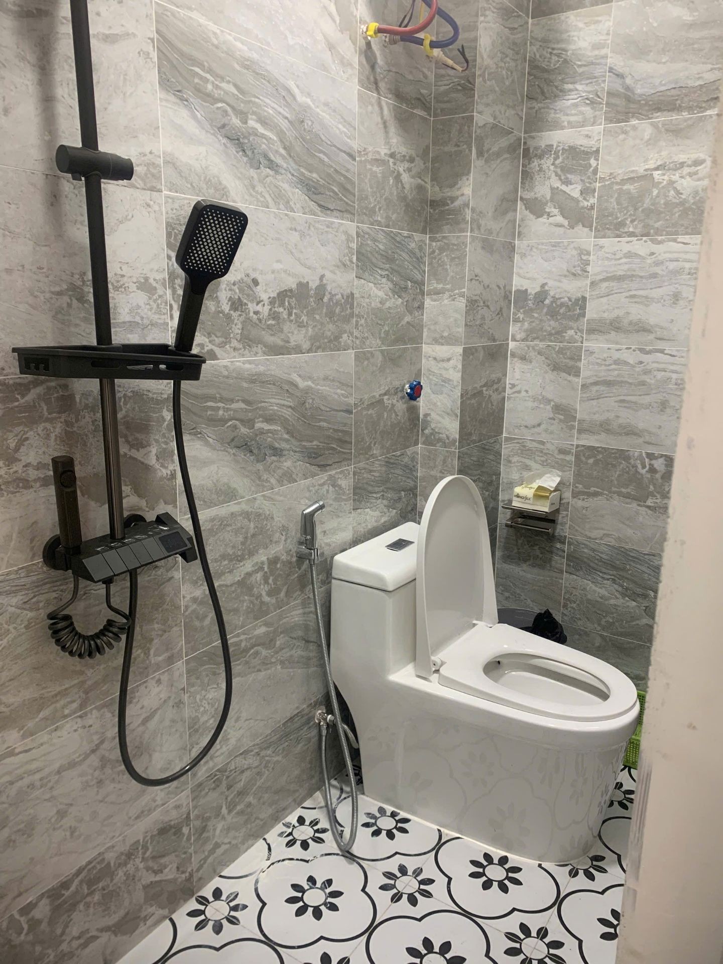 Bán nhà Giải Phóng - diện tích 30m2 5 tầng - Ô tô đỗ cổng - giá 8,2 tỷ