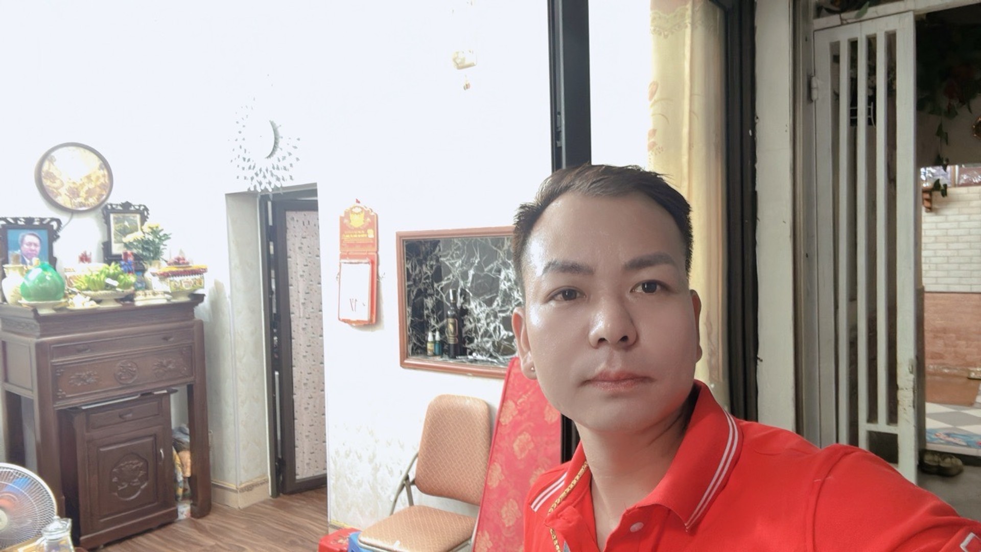 Bán nhà Thanh Xuân - diện tích 23m2 2 tầng - Ô TÔ ĐỖ CỔNG - giá 2,3 tỷ