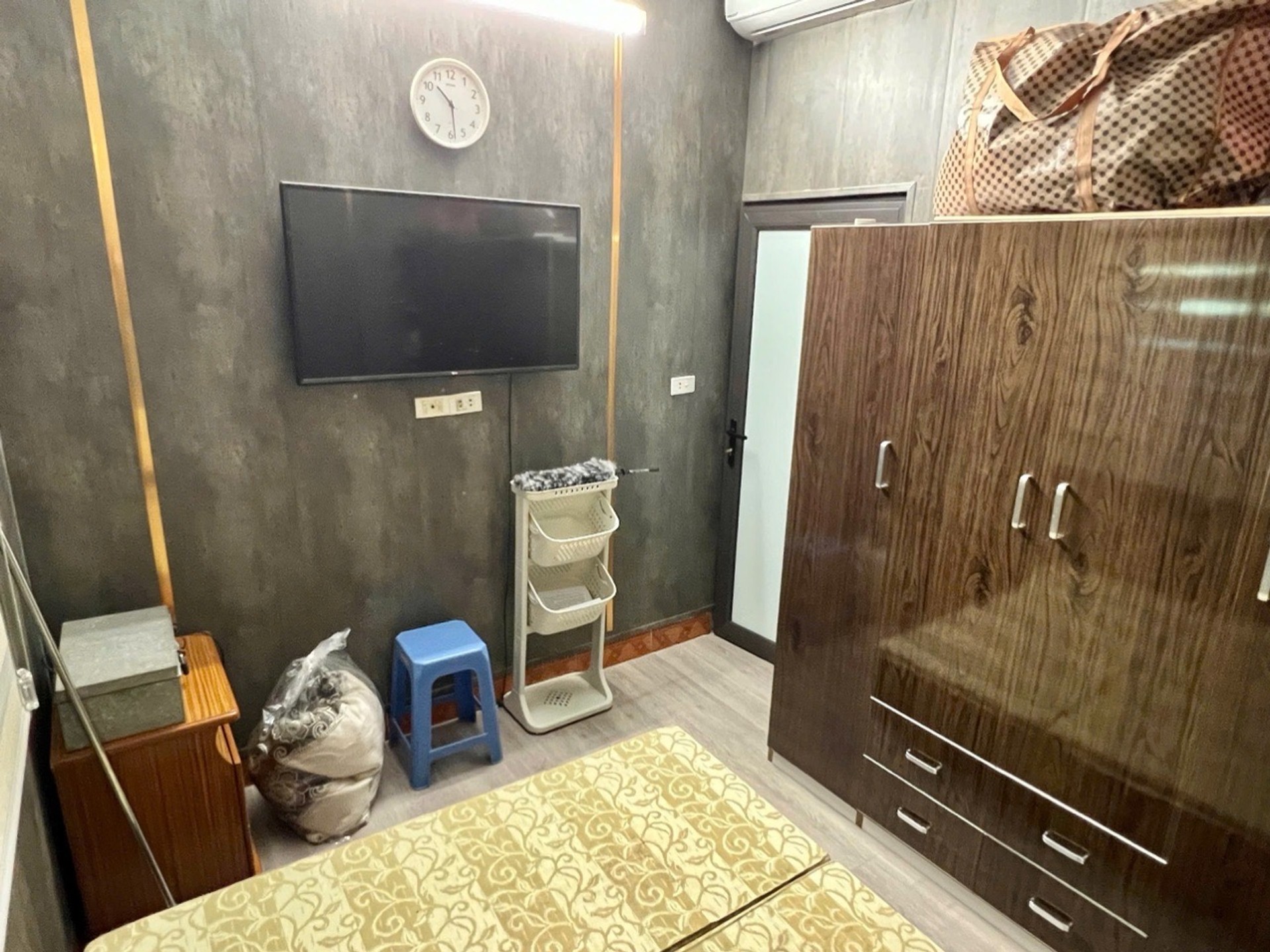 Bán nhà Thanh Xuân - diện tích 23m2 2 tầng - Ô TÔ ĐỖ CỔNG - giá 2,3 tỷ