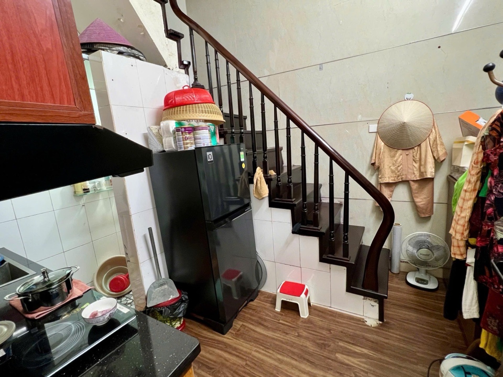 Bán nhà Thanh Xuân - diện tích 23m2 2 tầng - Ô TÔ ĐỖ CỔNG - giá 2,3 tỷ