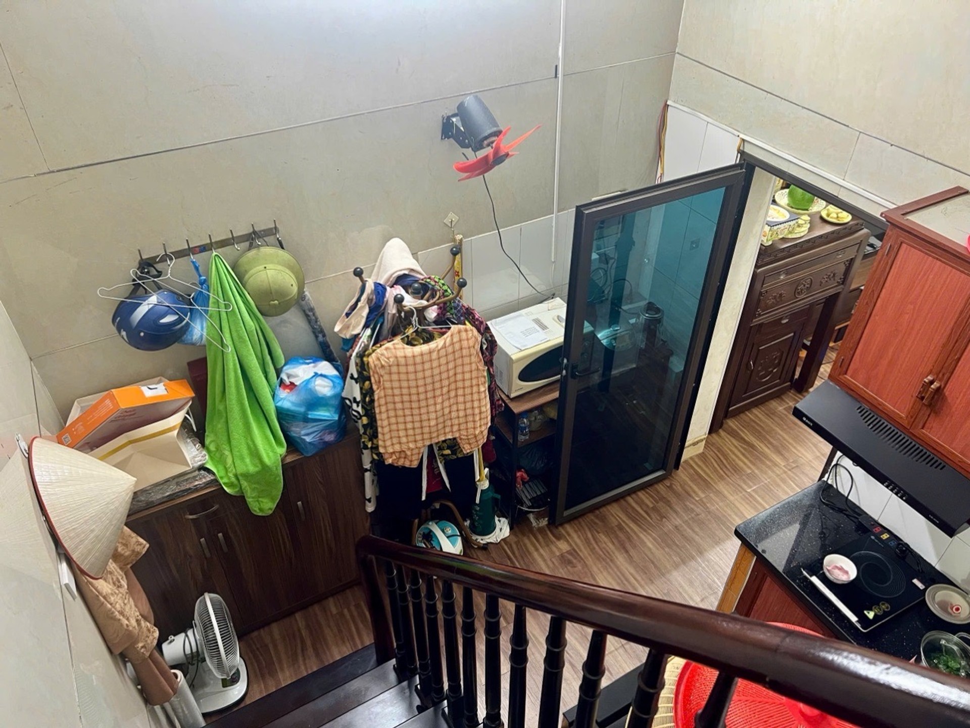 Bán nhà Thanh Xuân - diện tích 23m2 2 tầng - Ô TÔ ĐỖ CỔNG - giá 2,3 tỷ