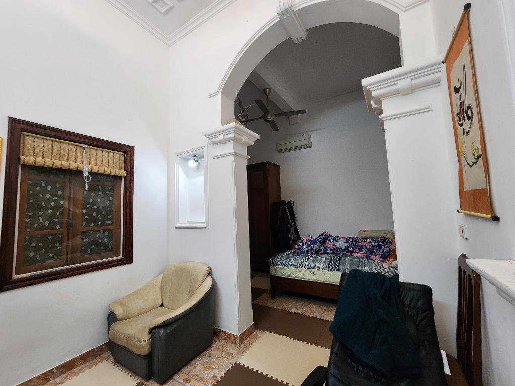 Bán nhà Hồng Hà - diện tích 170m2 3 tầng - Mặt ngõ thông - giá 35 tỷ