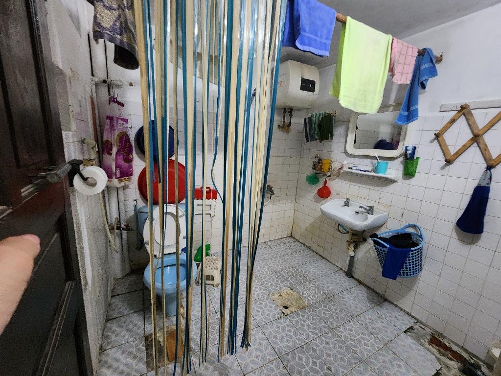 Bán nhà Hồng Hà - diện tích 170m2 3 tầng - Mặt ngõ thông - giá 35 tỷ