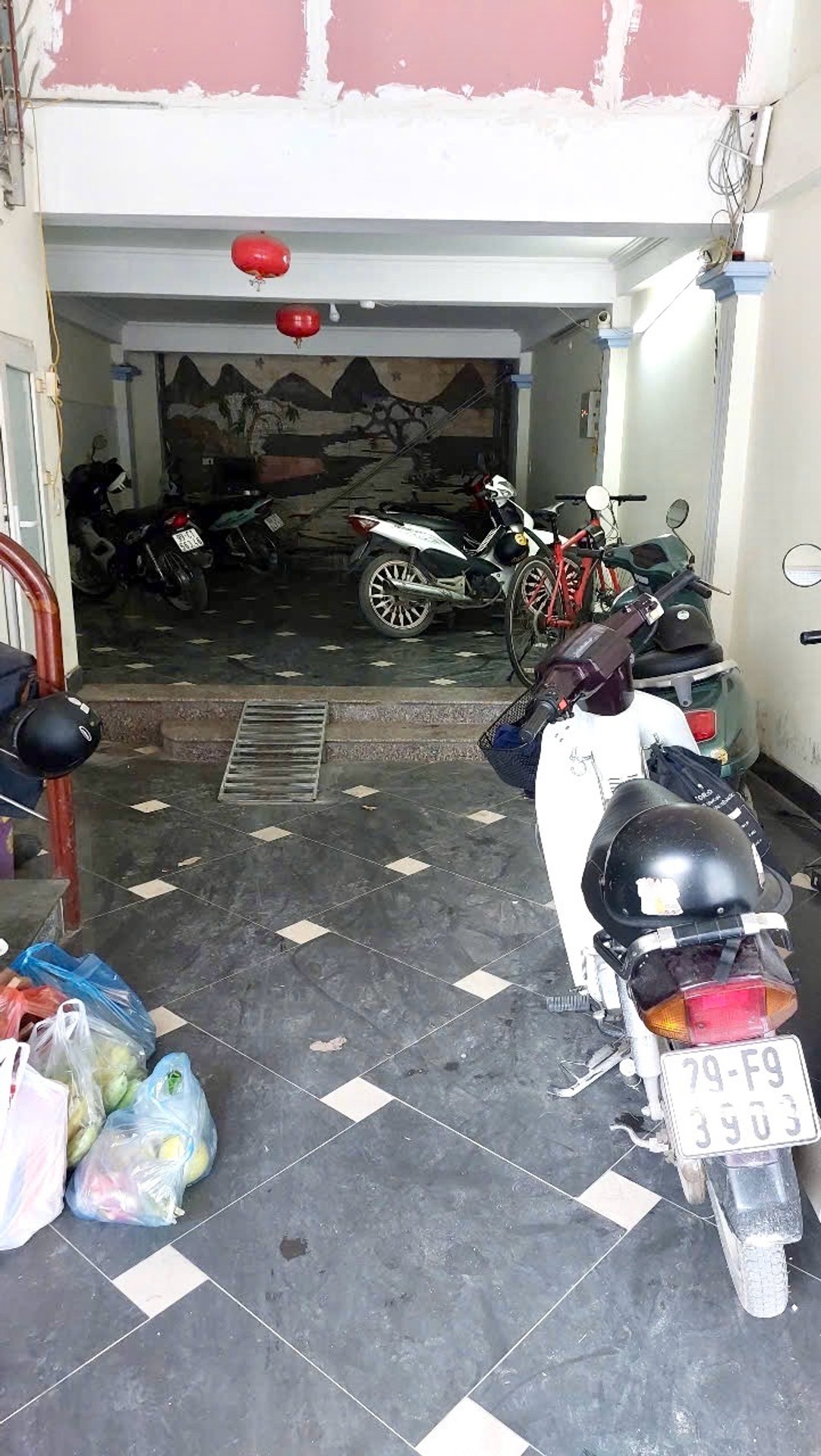 Bán nhà Giải Phóng - diện tích 63m2 6 tầng - Mặt ngõ to như phố - giá 30 tỷ