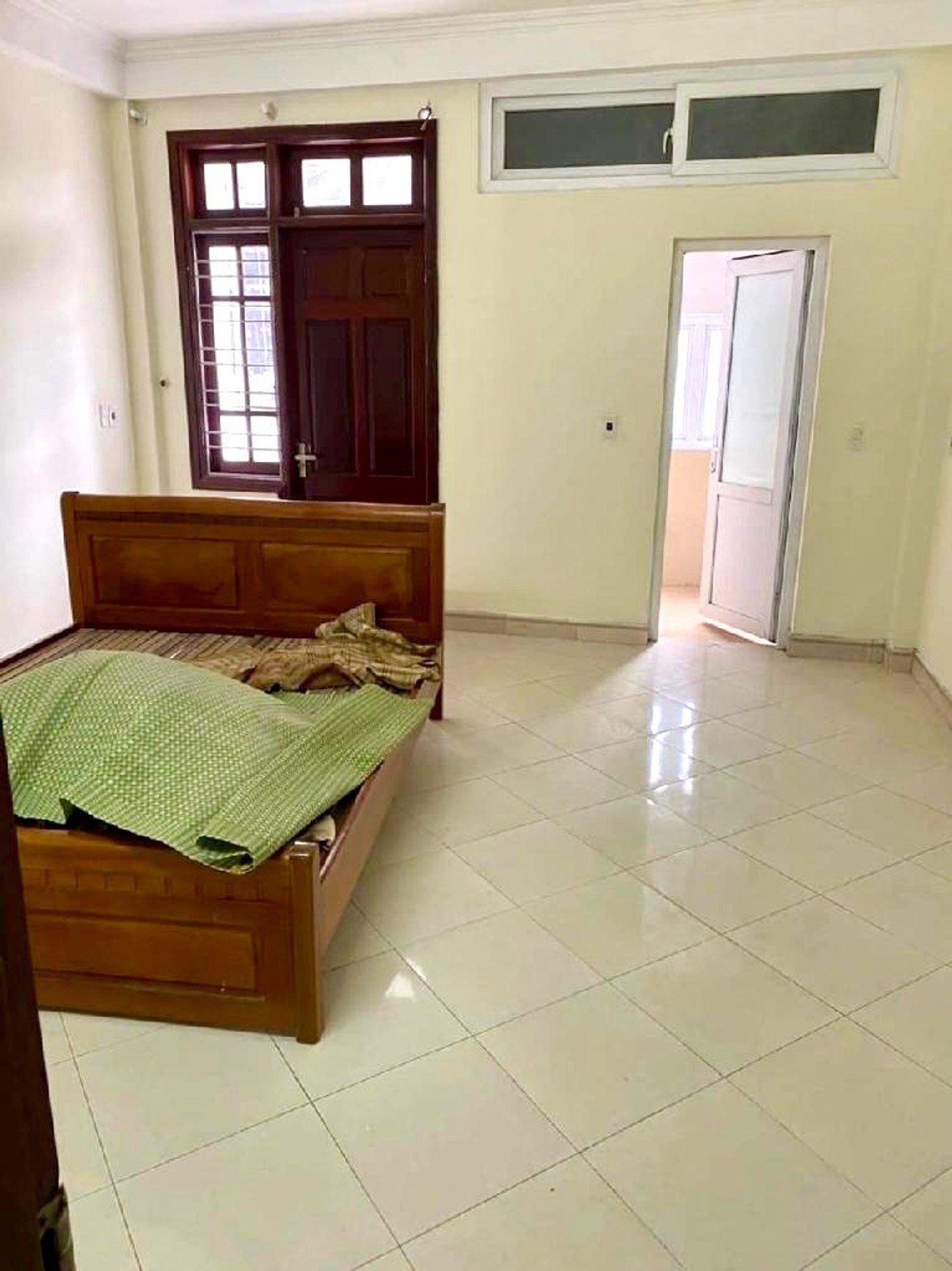 Bán nhà Giải Phóng - diện tích 63m2 6 tầng - Mặt ngõ to như phố - giá 30 tỷ