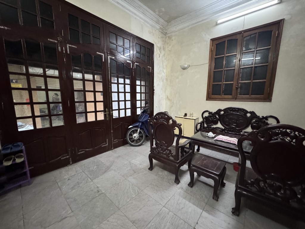 Bán nhà Nguyễn Đình Chiểu - diện tích 70m2 4 tầng - Lô góc 3 mặt thoáng - giá 44,8 tỷ