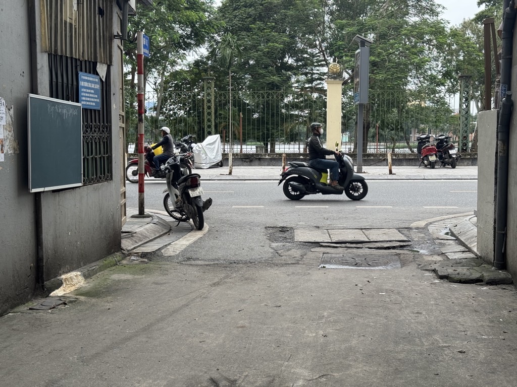 Bán nhà Nguyễn Đình Chiểu - diện tích 70m2 4 tầng - Lô góc 3 mặt thoáng - giá 44,8 tỷ