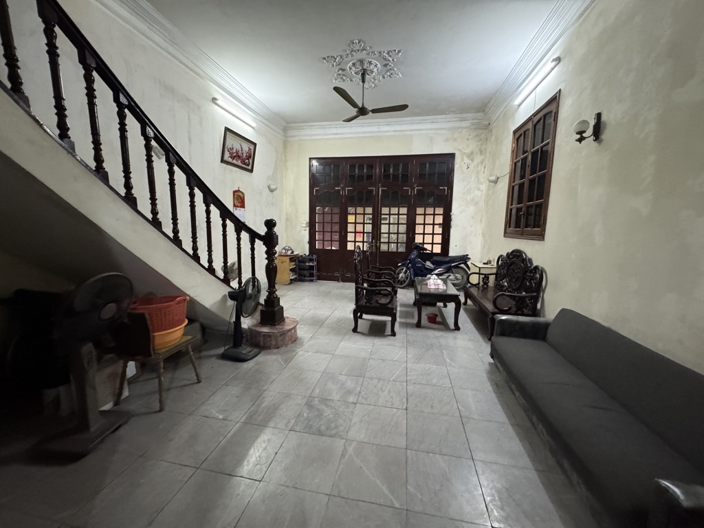 Bán nhà Nguyễn Đình Chiểu - diện tích 70m2 4 tầng - Lô góc 3 mặt thoáng - giá 44,8 tỷ