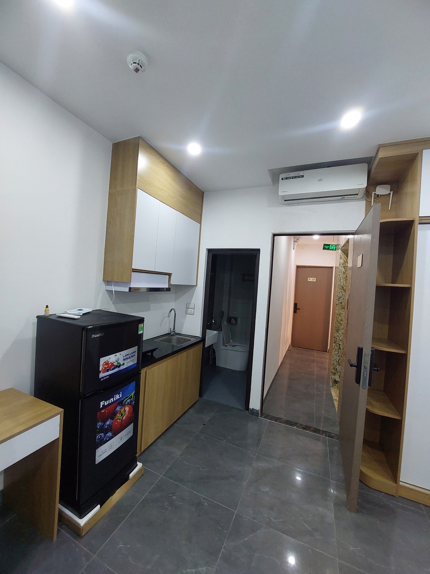 Bán nhà Giải Phóng - diện tích 46m2 6 tầng - Ô tô đỗ cửa - giá 15,3 tỷ