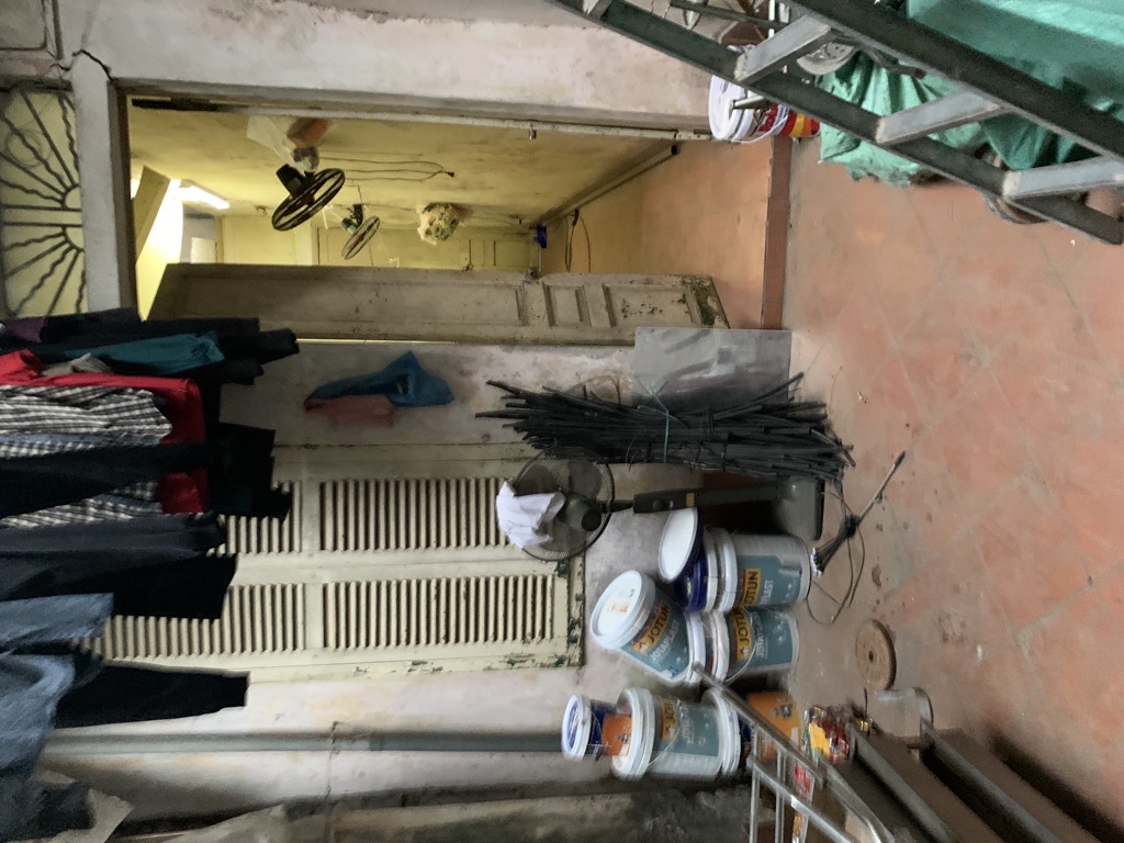 Bán nhà Nguyễn Khuyến - diện tích 186m2 2 tầng - ô tô tránh - giá 61 tỷ