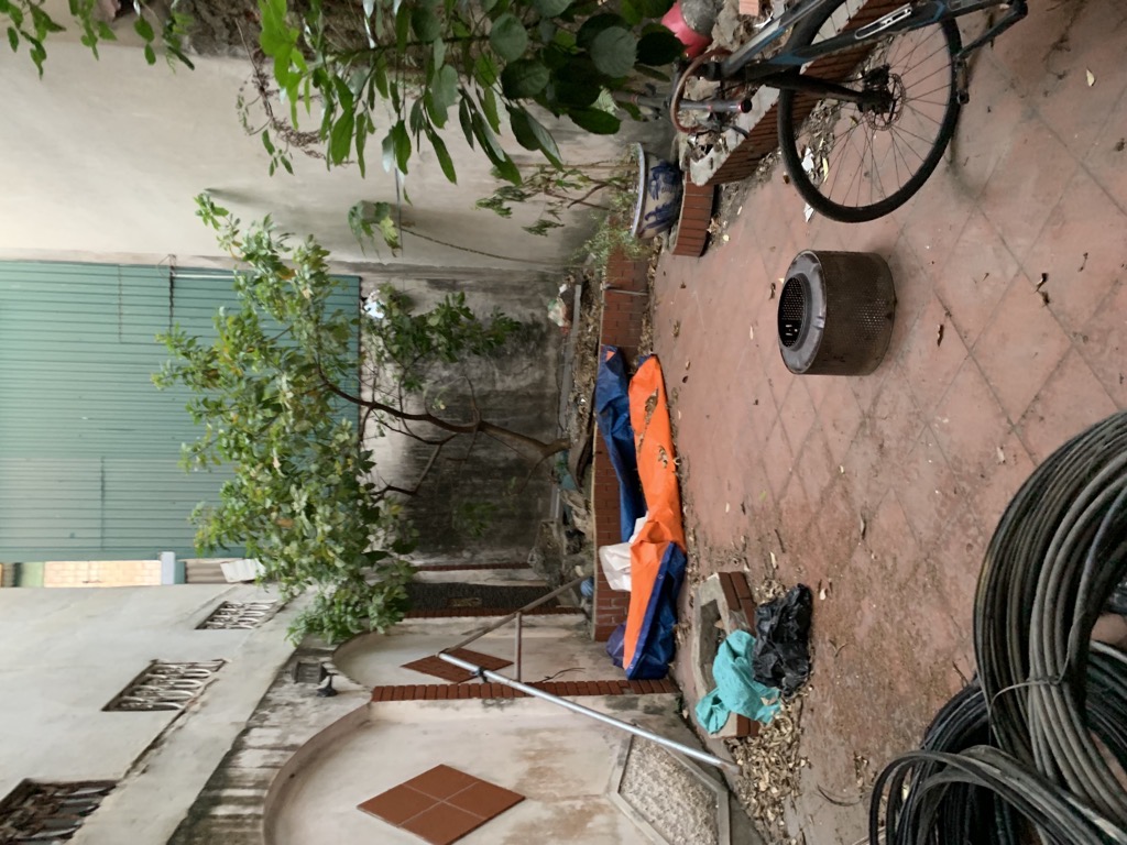 Bán nhà Nguyễn Khuyến - diện tích 186m2 2 tầng - ô tô tránh - giá 61 tỷ