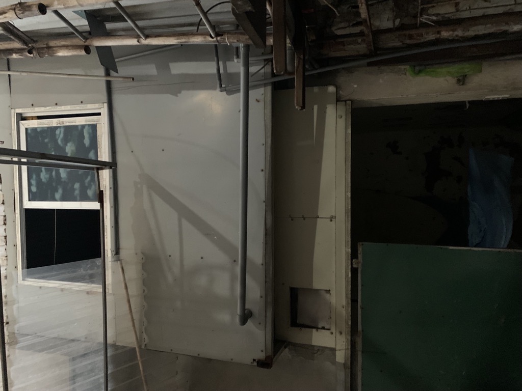 Bán nhà Nguyễn Khuyến - diện tích 186m2 2 tầng - ô tô tránh - giá 61 tỷ