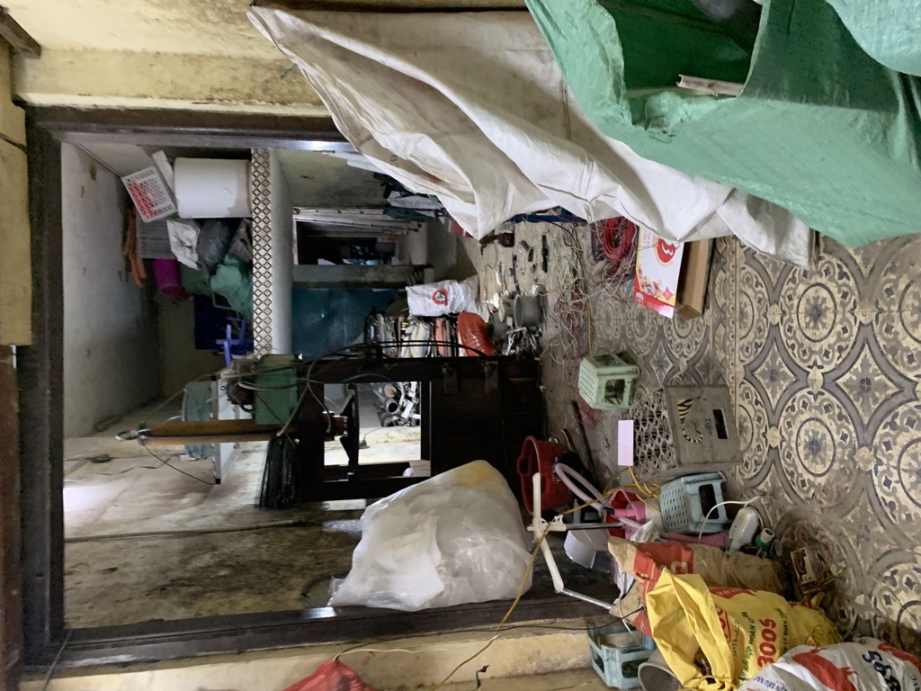 Bán nhà Nguyễn Khuyến - diện tích 186m2 2 tầng - ô tô tránh - giá 61 tỷ