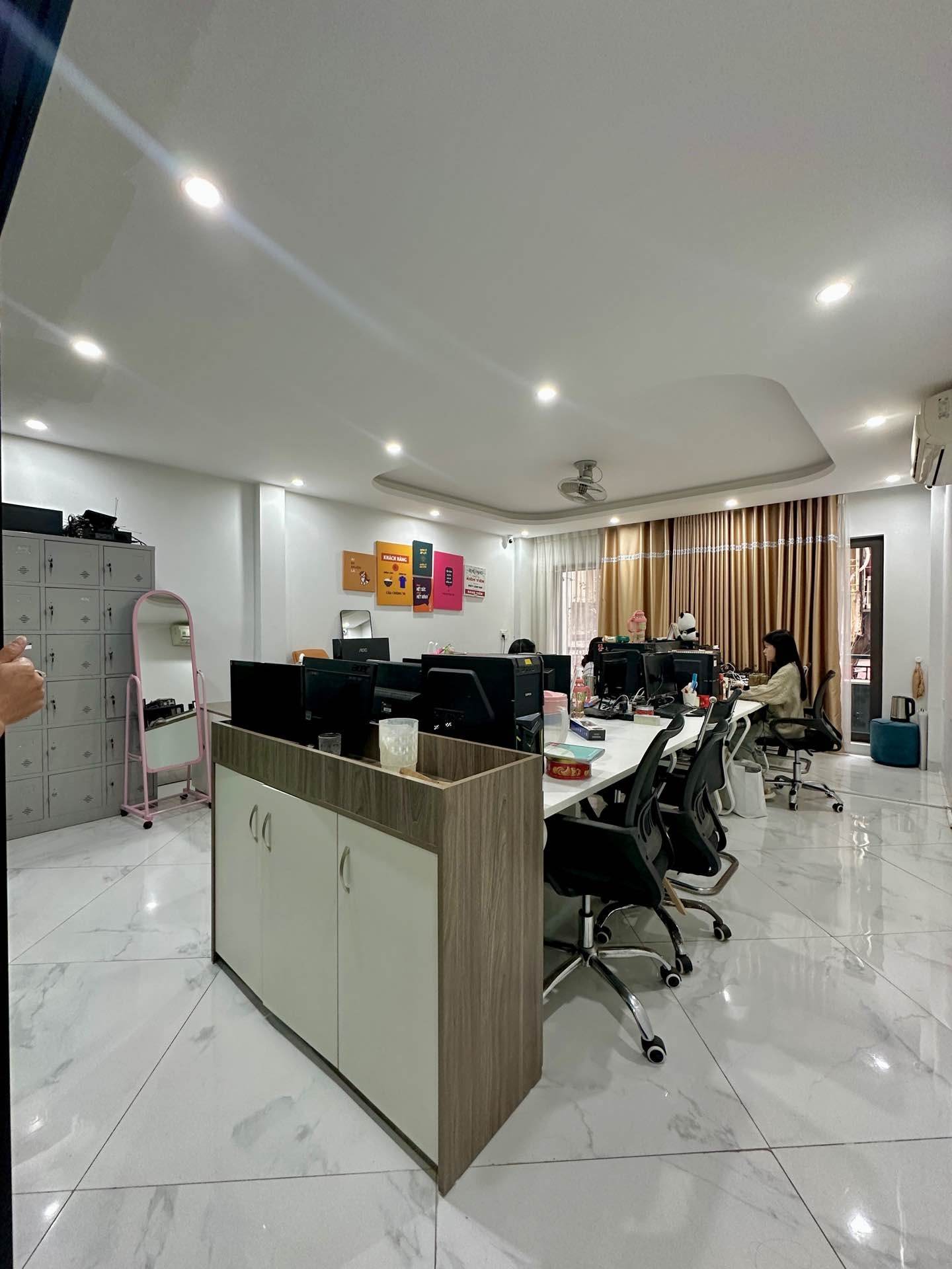 Bán nhà Đại La - diện tích 48m2 6 tầng - Ngõ ô tô tránh - giá 20 tỷ