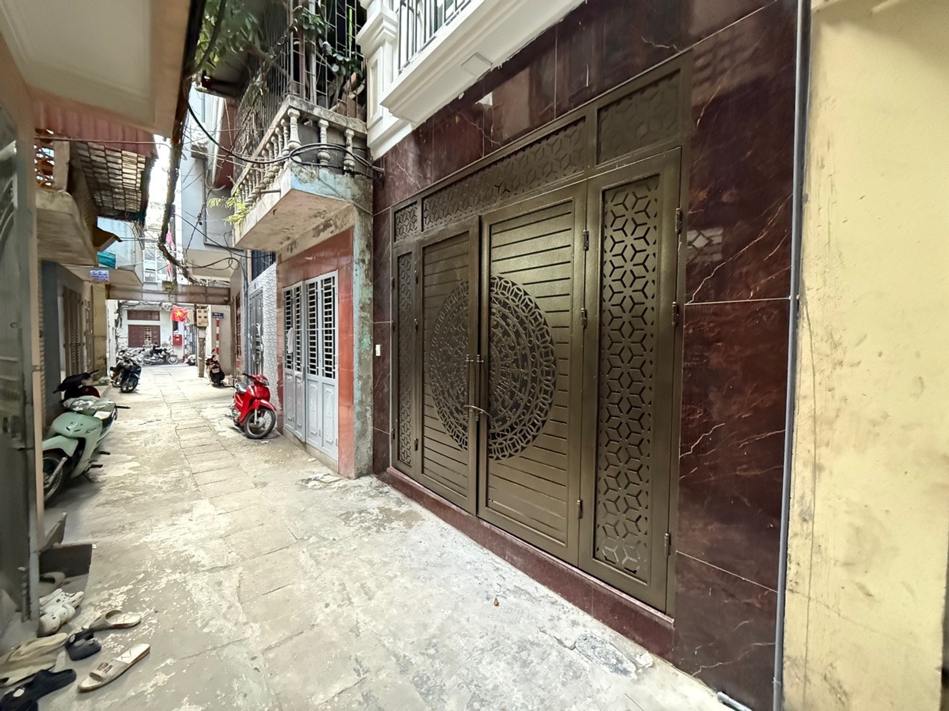 Bán nhà Hai Bà Trưng - diện tích 36m2 5 tầng - Nhà mới đẹp, thang máy - giá 12,8 tỷ