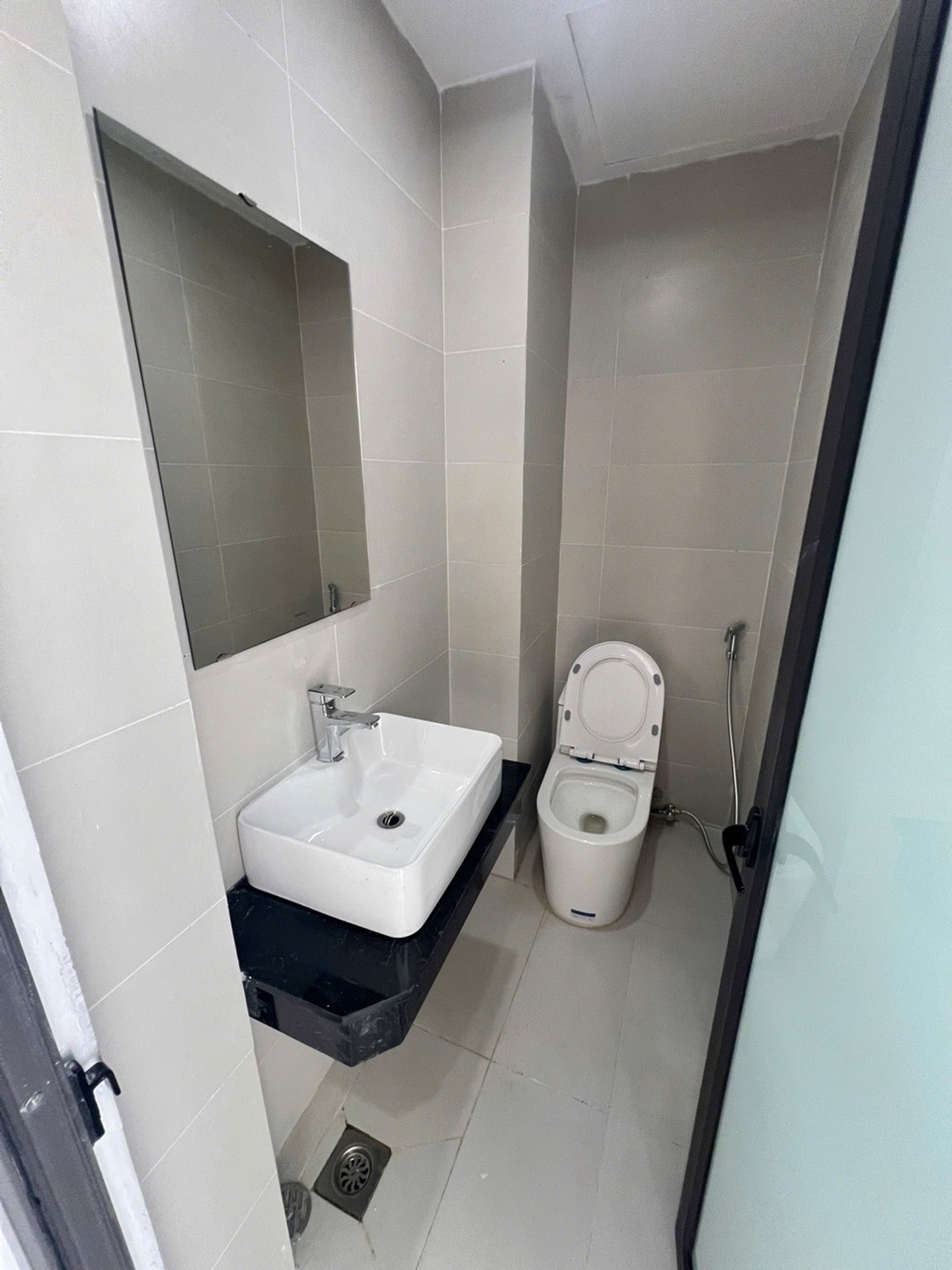 Bán nhà Hai Bà Trưng - diện tích 36m2 5 tầng - Nhà mới đẹp, thang máy - giá 12,8 tỷ