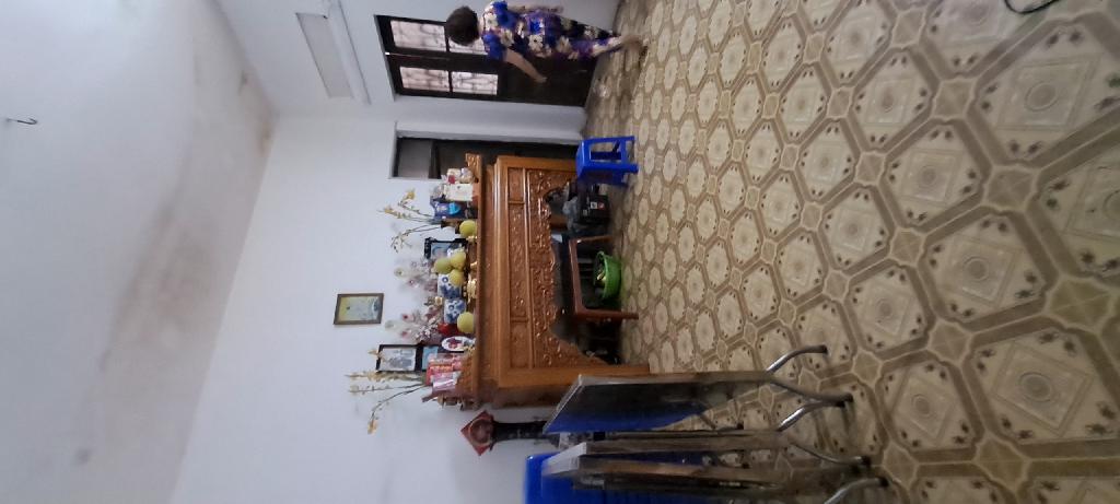 Bán nhà Vạn Kiếp - diện tích 126m2 3 tầng - nhà gồm một cửa hàng đang cho thuê - giá 30 tỷ