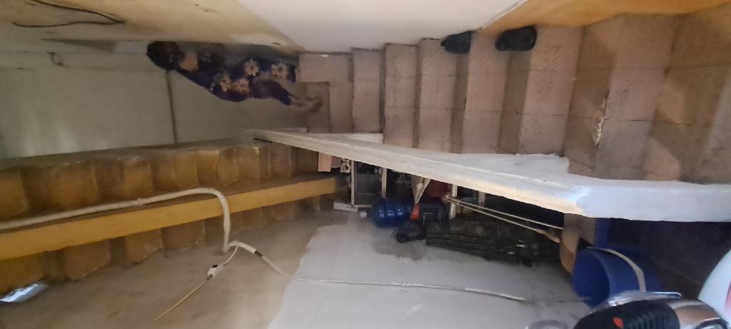 Bán nhà Vạn Kiếp - diện tích 126m2 3 tầng - nhà gồm một cửa hàng đang cho thuê - giá 30 tỷ