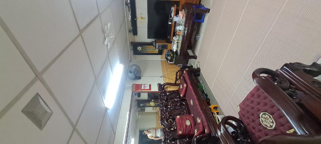 Bán nhà Vạn Kiếp - diện tích 126m2 3 tầng - nhà gồm một cửa hàng đang cho thuê - giá 30 tỷ