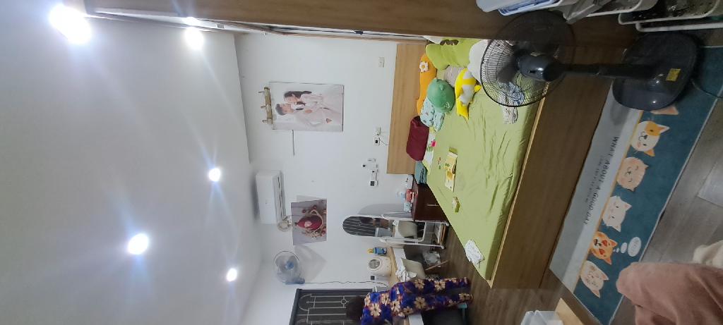 Bán nhà Vạn Kiếp - diện tích 126m2 3 tầng - nhà gồm một cửa hàng đang cho thuê - giá 30 tỷ