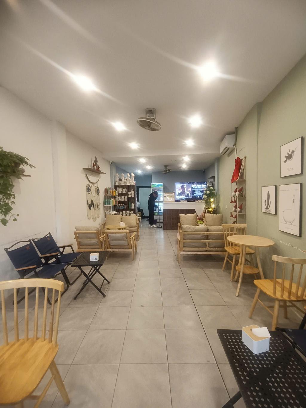 Bán nhà Đặng Tiến Đông - diện tích 73m2 3 tầng - Ô TÔ ĐỖ CỬA - giá 34,5 tỷ