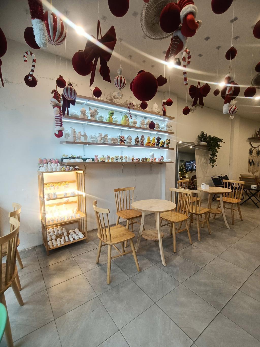 Bán nhà Đặng Tiến Đông - diện tích 73m2 3 tầng - Ô TÔ ĐỖ CỬA - giá 34,5 tỷ