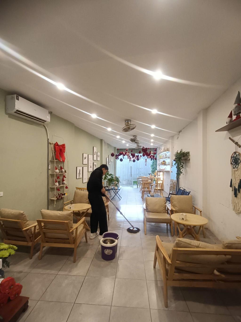 Bán nhà Đặng Tiến Đông - diện tích 73m2 3 tầng - Ô TÔ ĐỖ CỬA - giá 34,5 tỷ