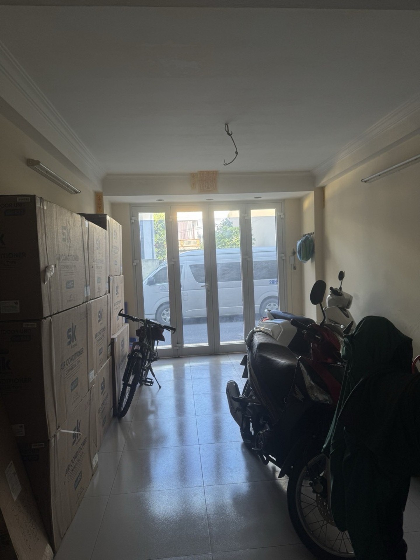 Bán nhà Lĩnh Nam - diện tích 46m2 4 tầng - ô tô tránh - giá 14,9 tỷ