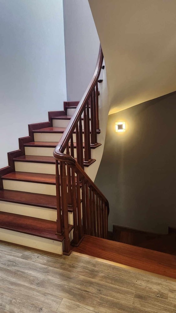 Bán nhà Hồng Hà - diện tích 1m2 1 tầng - Chỉ có 1 mặt tiền - giá 40 tỷ