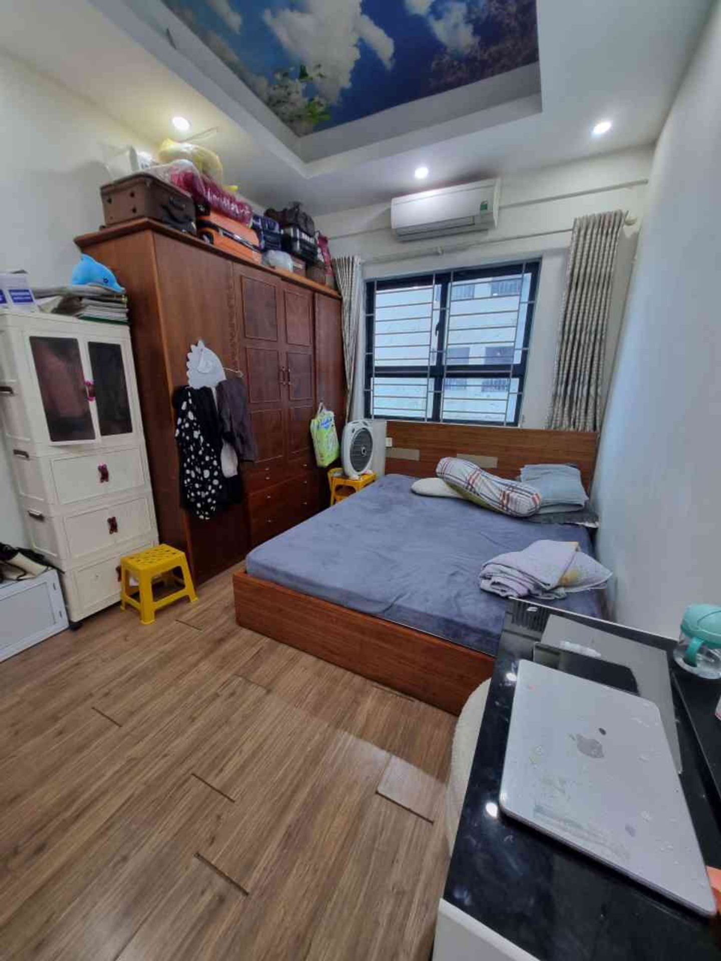 Bán nhà Nguyễn Xiển - diện tích 65m2 33 tầng - Nhà đẹp hiếm có - giá 4,3 tỷ