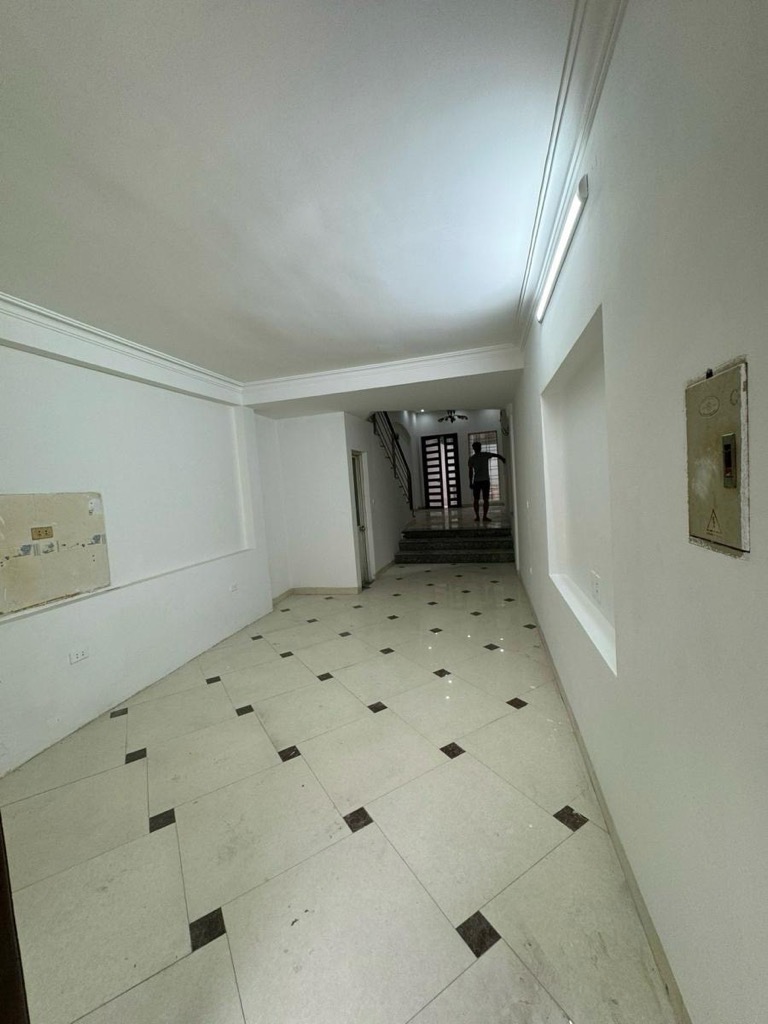 Bán nhà Khương Đình - diện tích 110m2 1 tầng - Nhà mặt phố - giá 40 tỷ