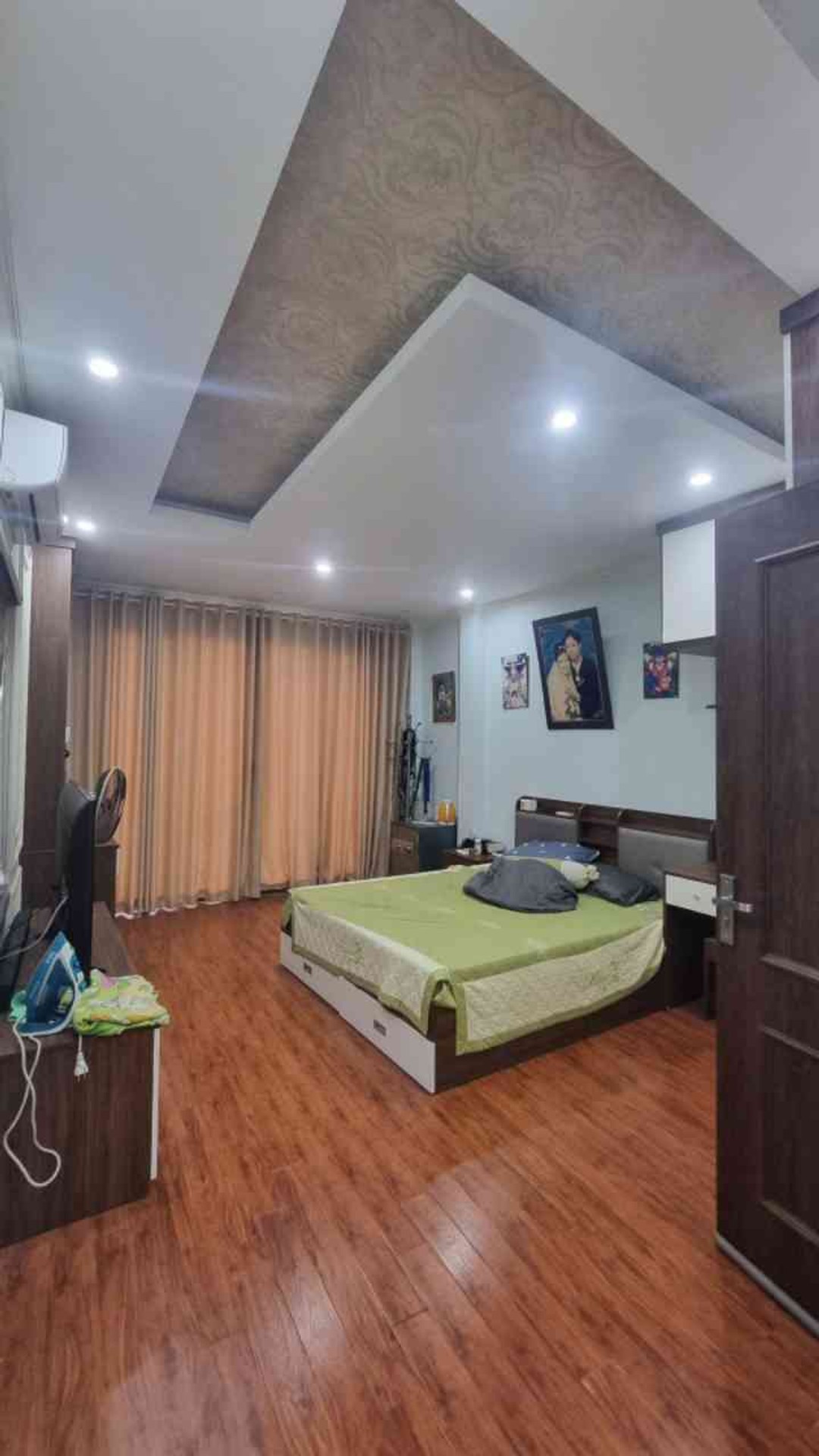 Bán nhà Tân Mai - diện tích 33m2 6 tầng - có sẵn ô chờ thang máy - giá 7,9 tỷ