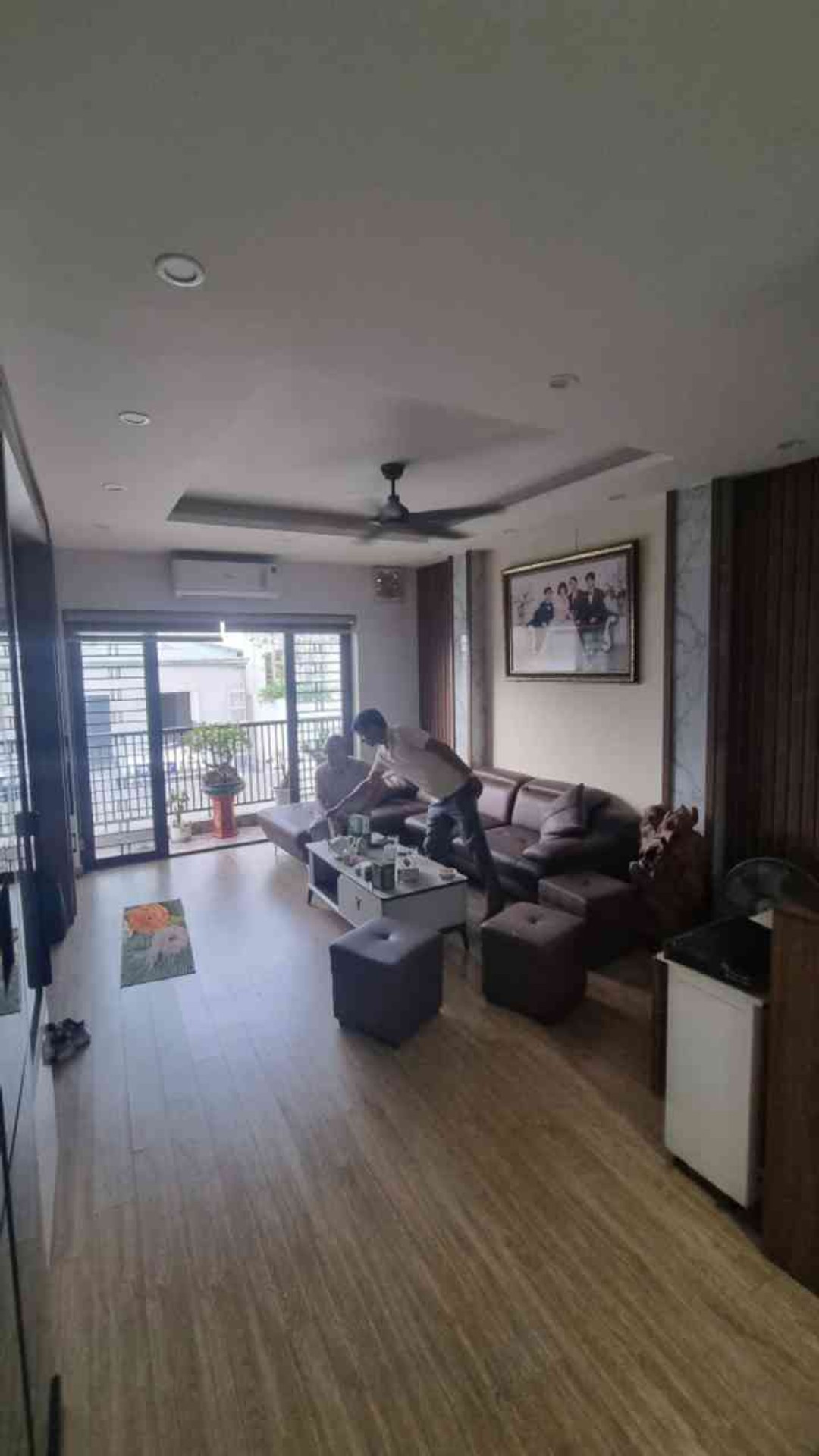 Bán nhà Tân Mai - diện tích 33m2 6 tầng - có sẵn ô chờ thang máy - giá 7,9 tỷ