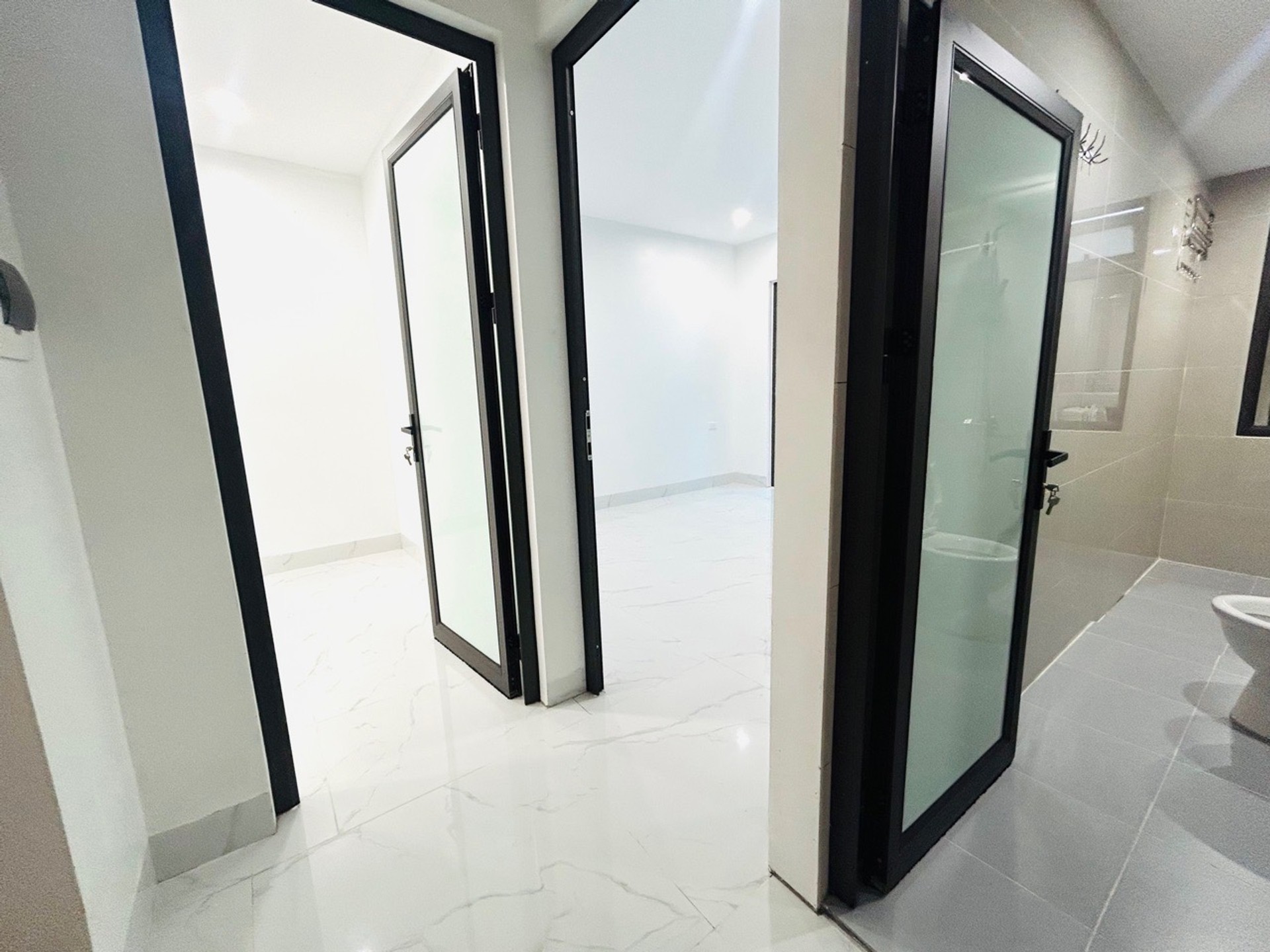 Bán nhà Thanh Lân - diện tích 48m2 3 tầng - gần ô tô - giá 4,5 tỷ