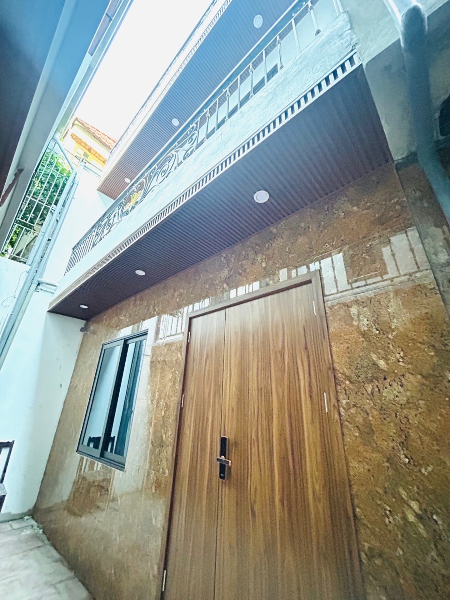 Bán nhà Thanh Lân - diện tích 48m2 3 tầng - gần ô tô - giá 4,5 tỷ