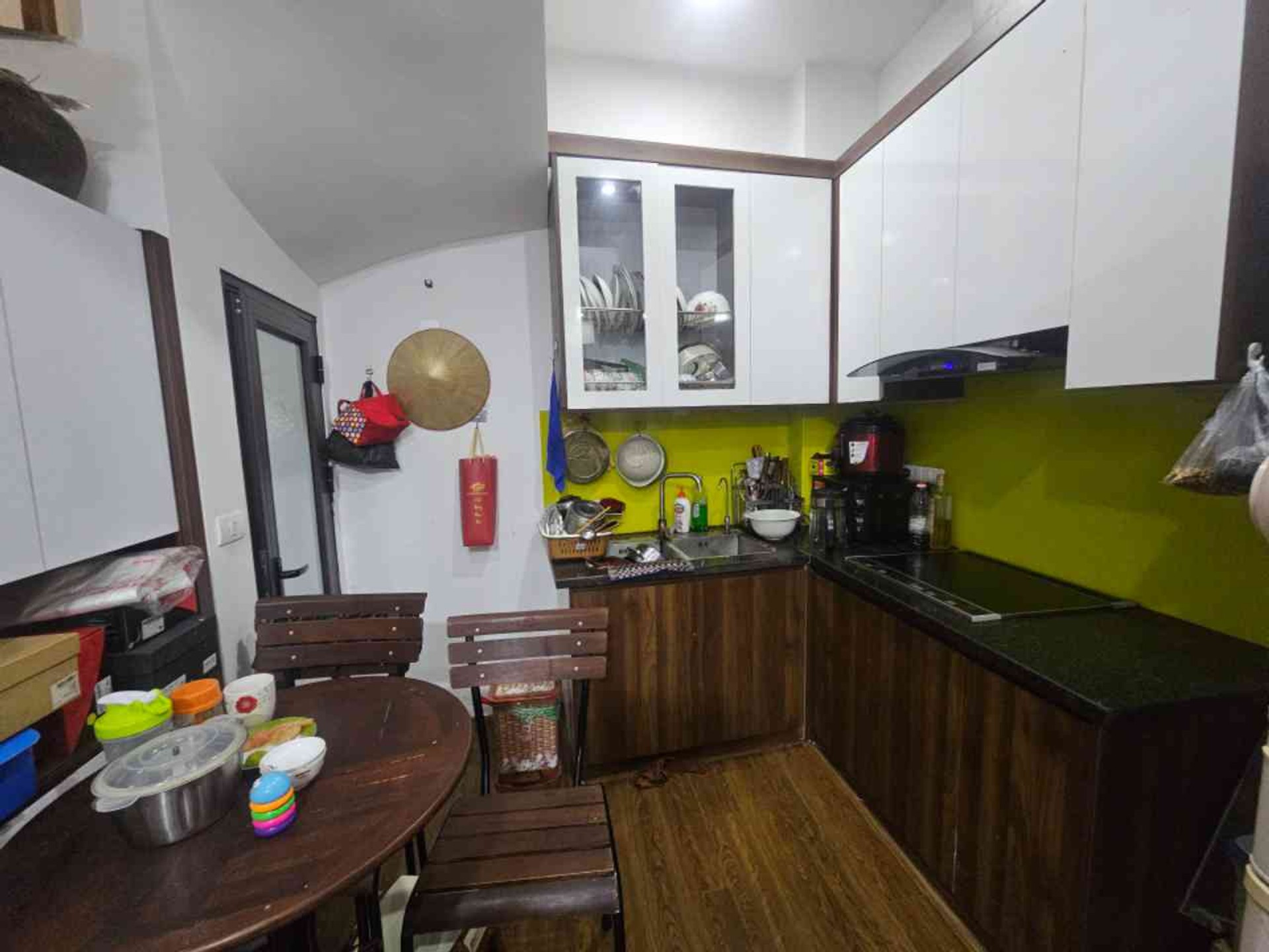 Bán nhà Giáp Bát - diện tích 32m2 5 tầng - Sổ đỏ đẹp - giá 8,6 tỷ