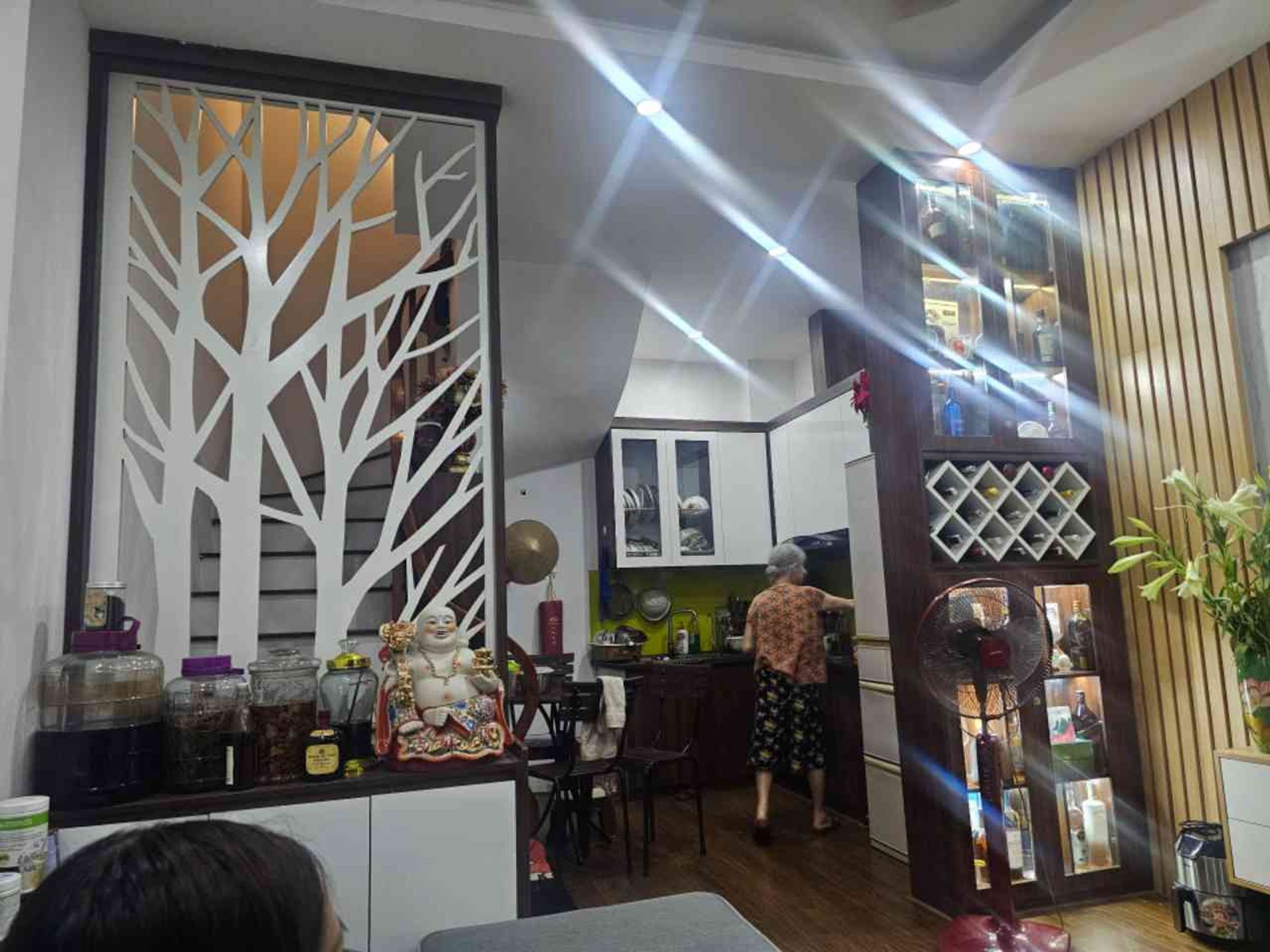 Bán nhà Giáp Bát - diện tích 32m2 5 tầng - Sổ đỏ đẹp - giá 8,6 tỷ