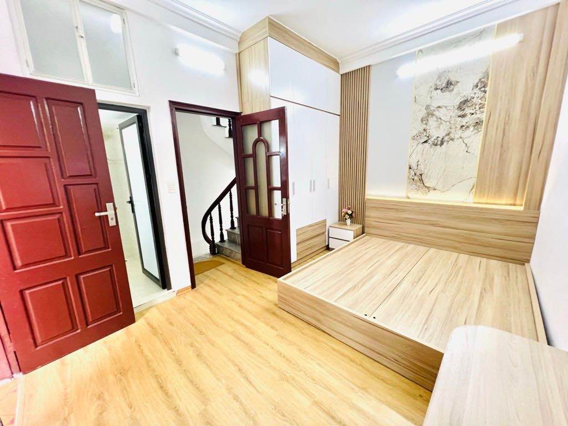 Bán nhà Giáp Nhị - diện tích 20m2 4 tầng - Lô góc 2 thoáng - giá 6,4 tỷ