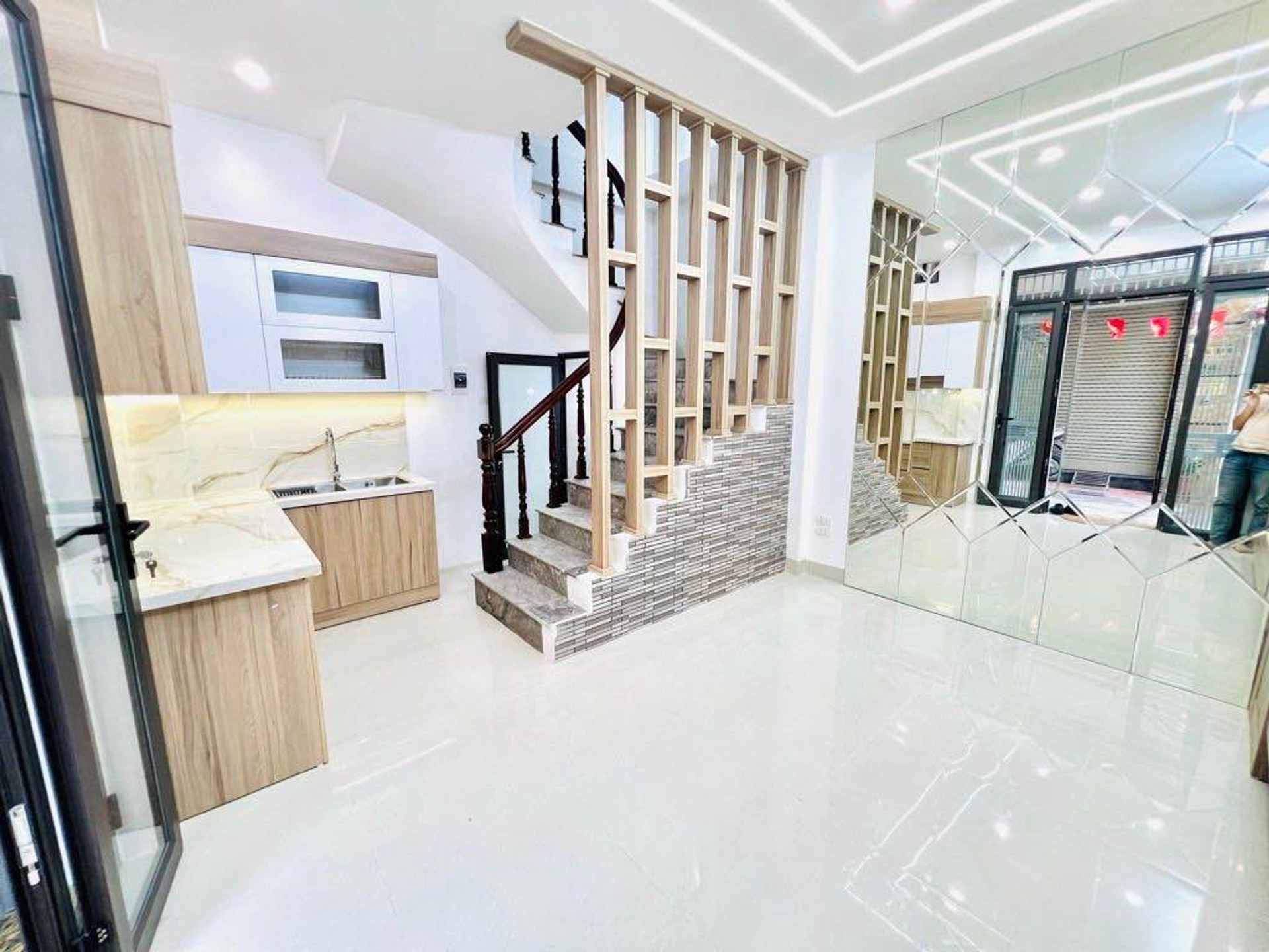 Bán nhà Giáp Nhị - diện tích 20m2 4 tầng - Lô góc 2 thoáng - giá 6,4 tỷ