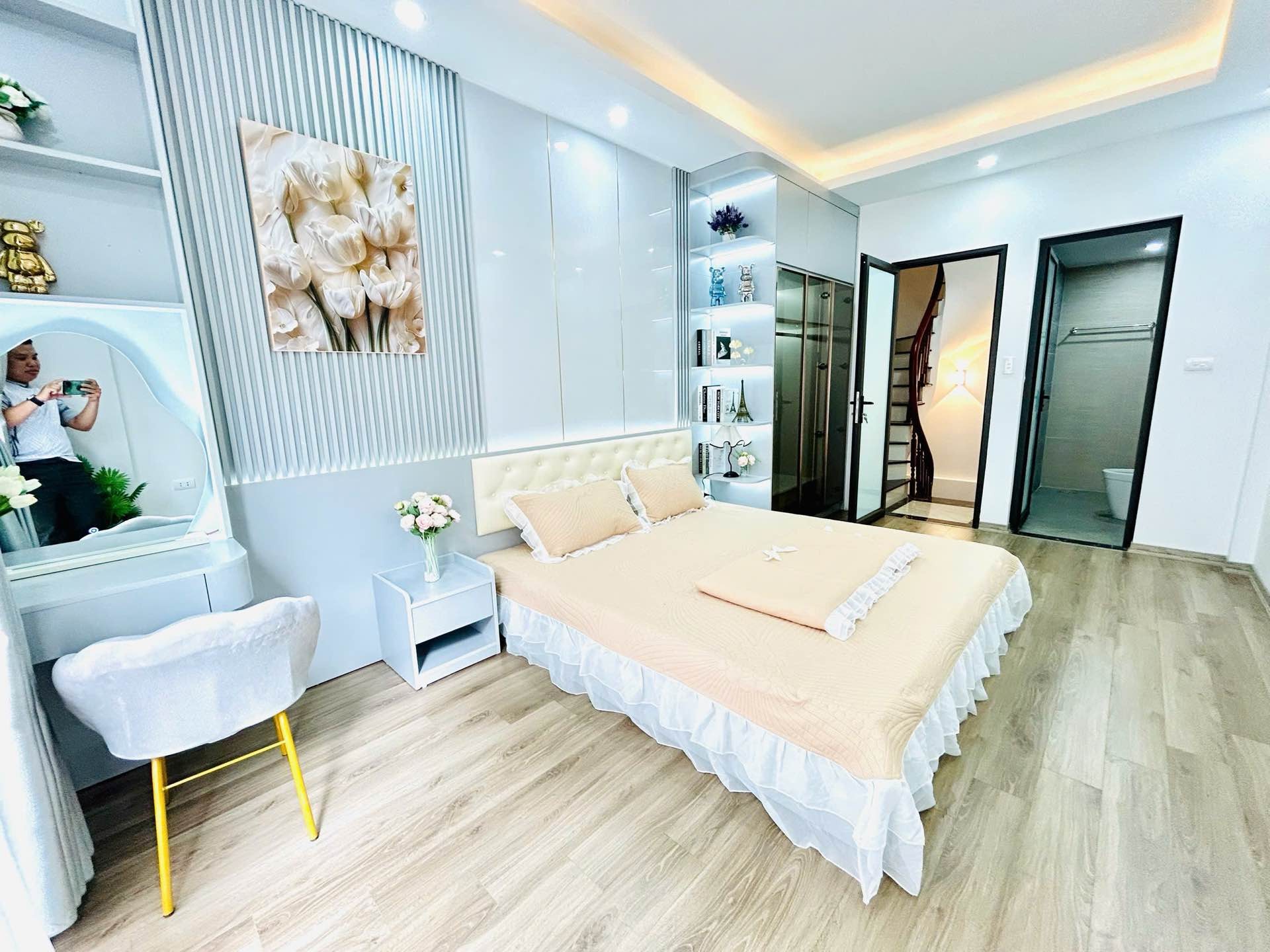 Bán nhà Thanh Đàm - diện tích 30m2 5 tầng - gần ô tô - giá 7,1 tỷ