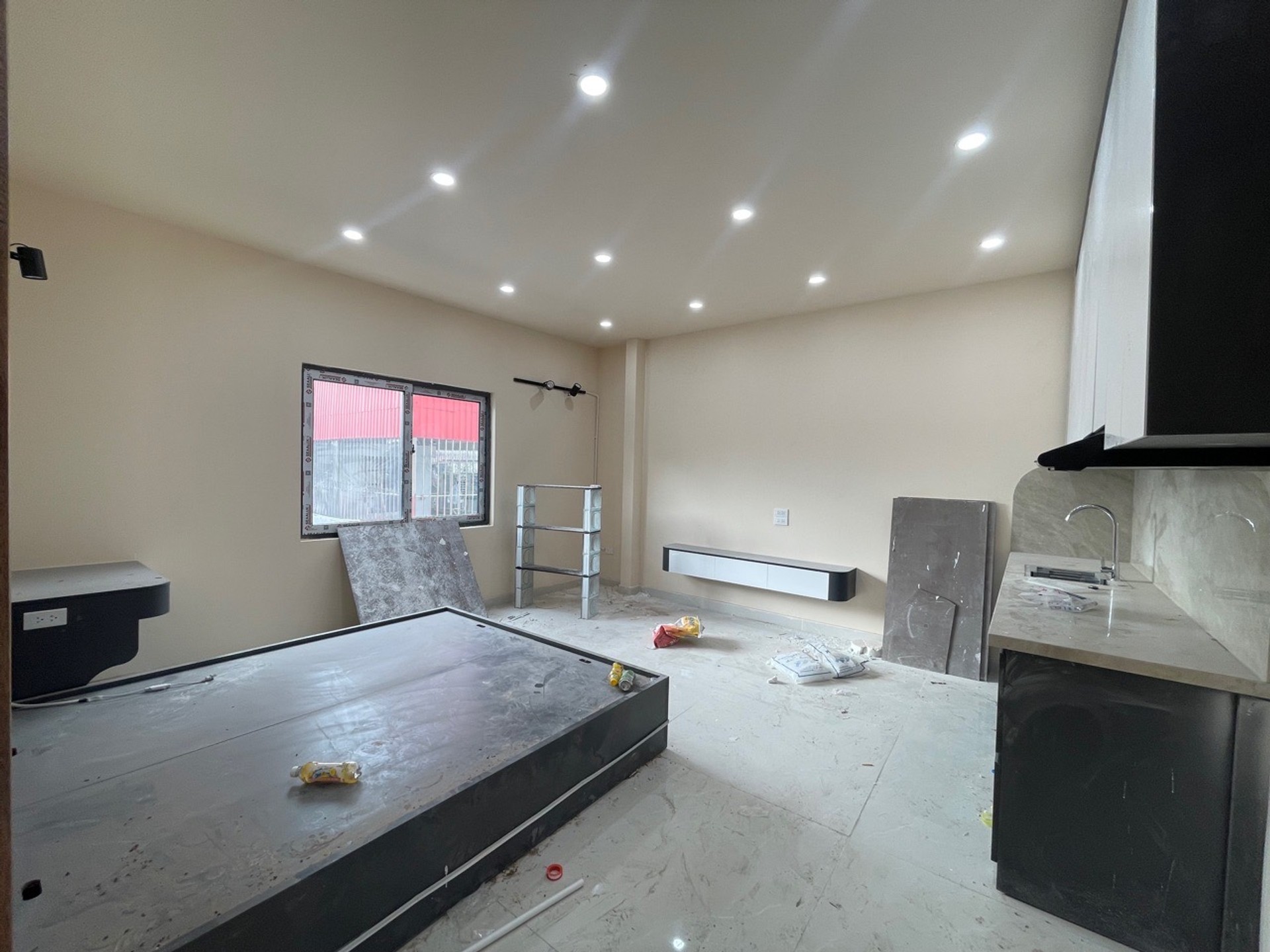 Bán nhà Hoa Lư - diện tích 60m2 7 tầng - Ô TÔ QUA CỔNG - giá 24,5 tỷ