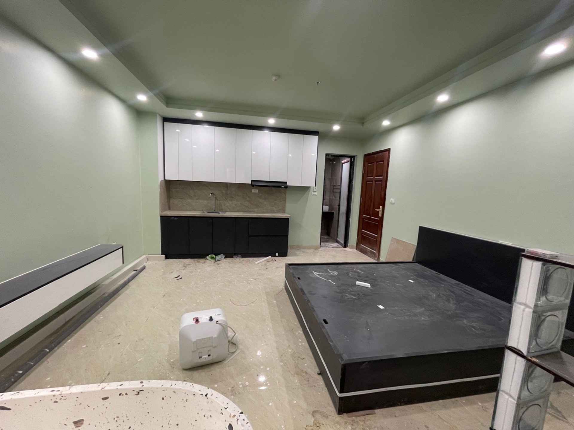 Bán nhà Hoa Lư - diện tích 60m2 7 tầng - Ô TÔ QUA CỔNG - giá 24,5 tỷ