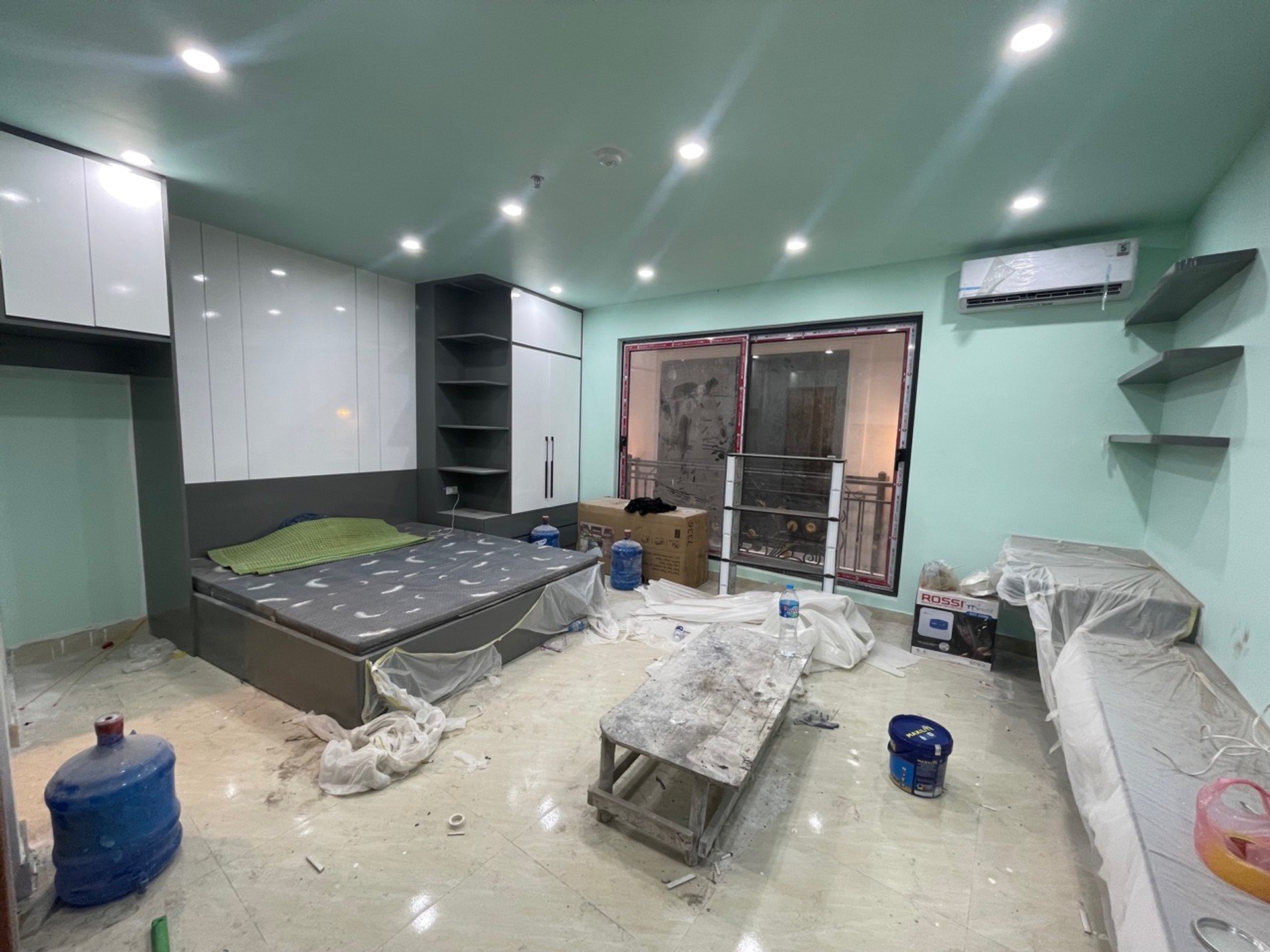 Bán nhà Hoa Lư - diện tích 60m2 7 tầng - Ô TÔ QUA CỔNG - giá 24,5 tỷ