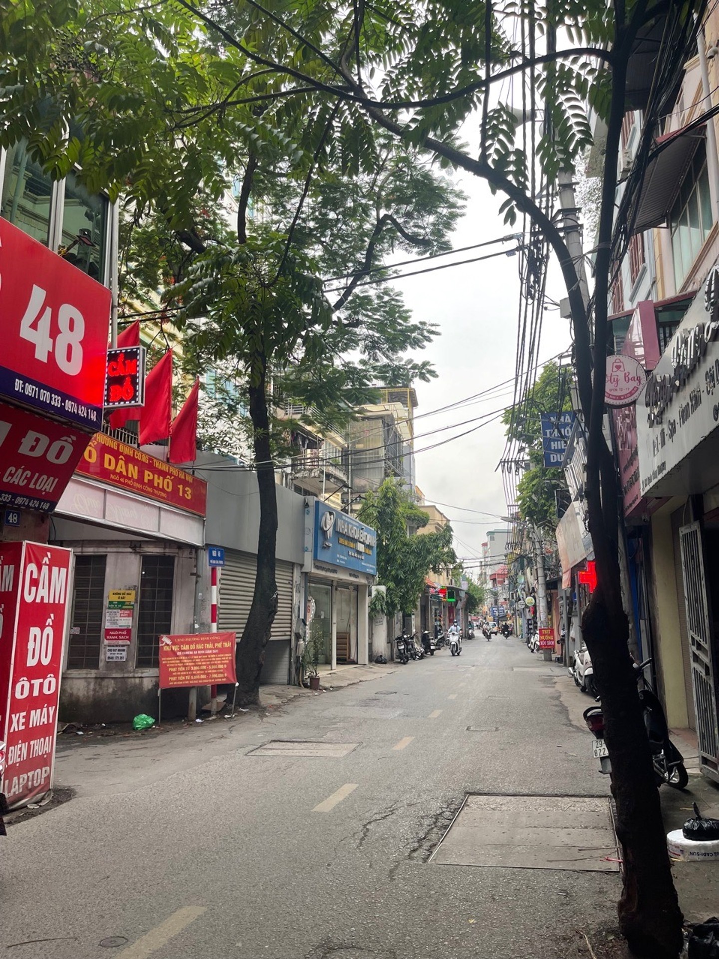 Bán nhà Định Công Thượng - diện tích 43m2 5 tầng - Ô tô tránh - giá 12,9 tỷ