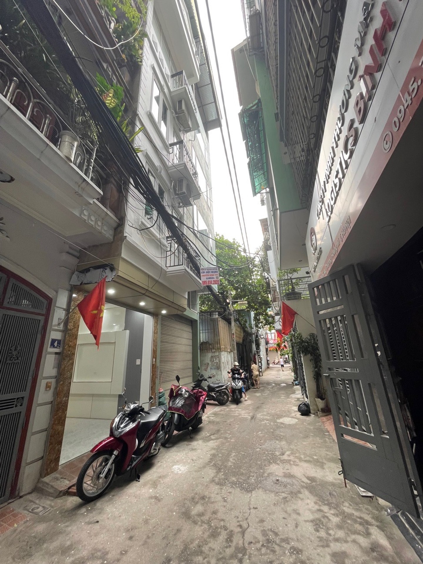 Bán nhà Định Công Thượng - diện tích 43m2 5 tầng - Ô tô tránh - giá 12,9 tỷ