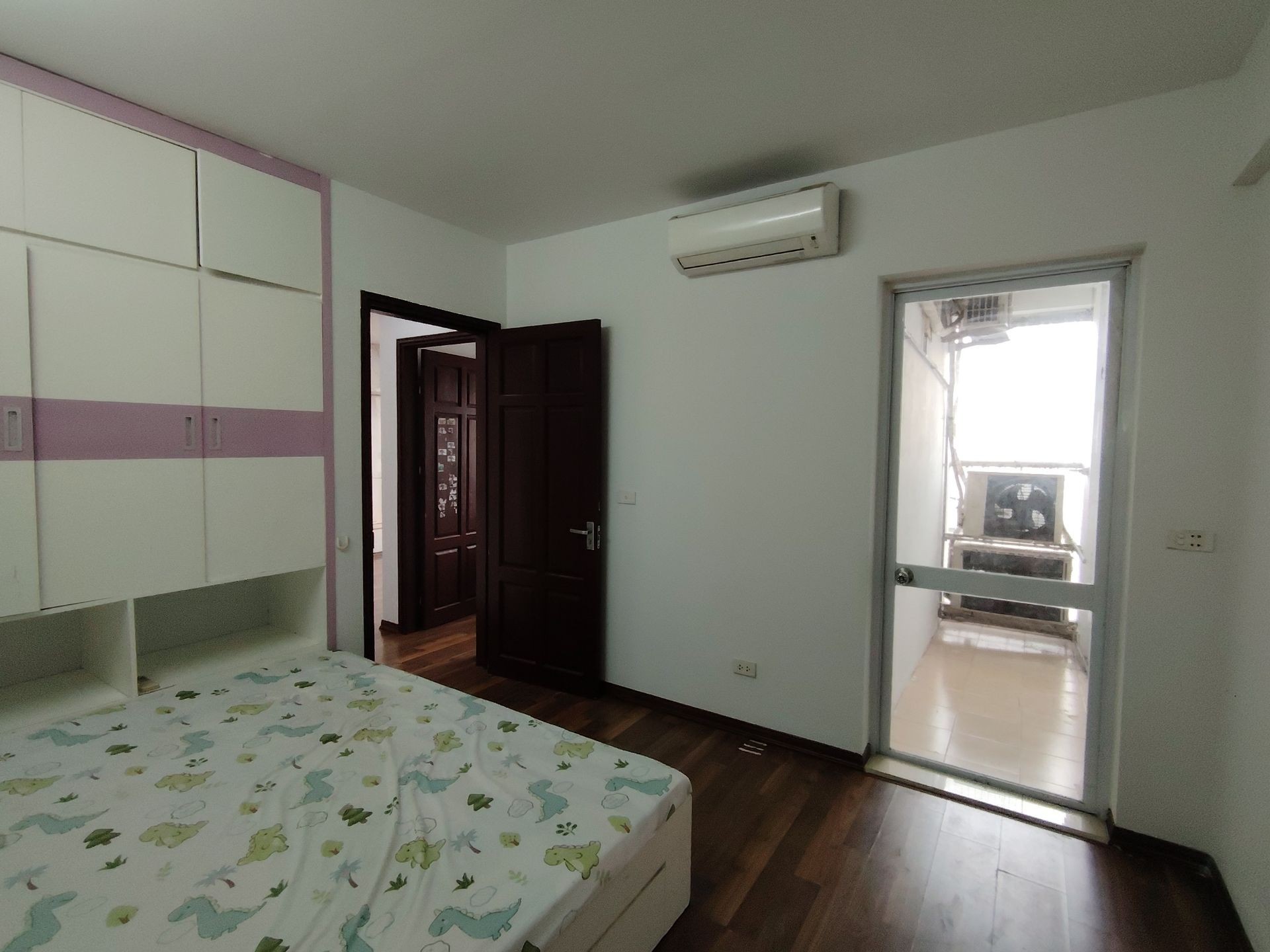 Bán nhà Hoàng Mai - diện tích 56m2 14 tầng - 2 Ngủ - giá 4,7 tỷ